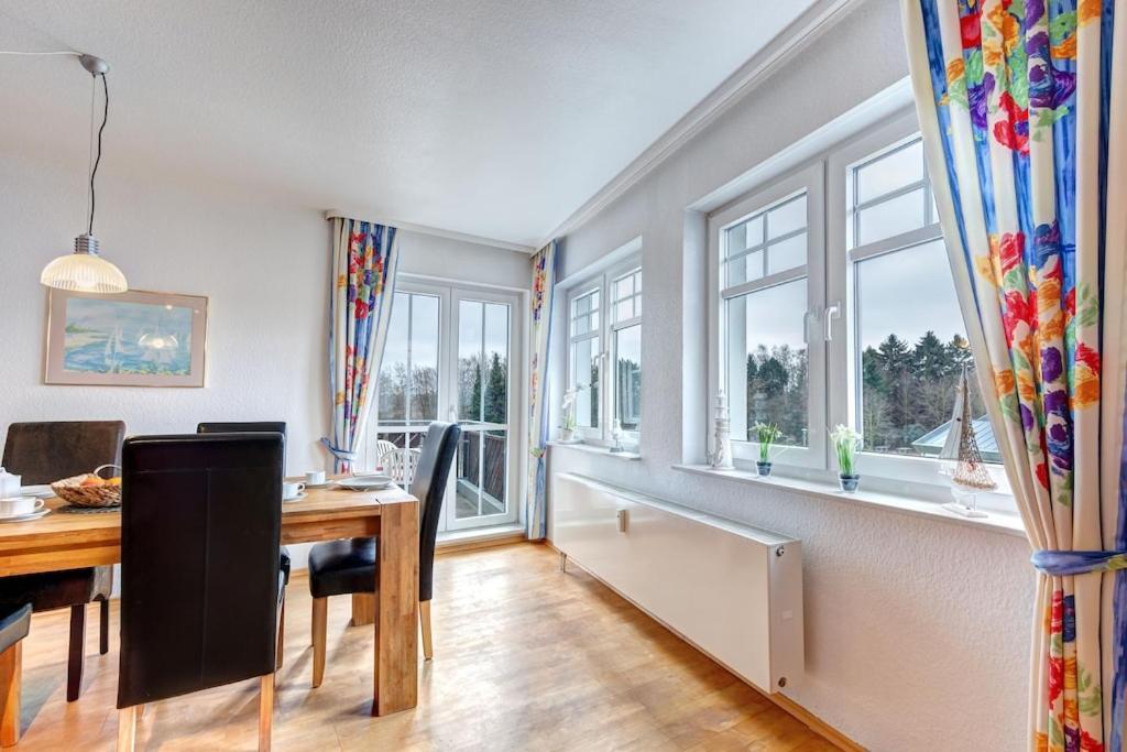 Grosse Schoene 3 Zimmer Ferienwohnung - 100 Qm - In Strandnaehe Fuer 6 Personen!! Heringsdorf  Eksteriør bilde